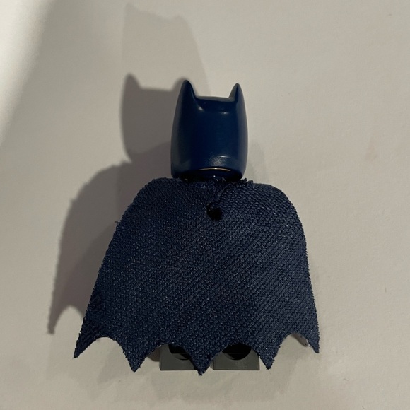 Lego Batman Minifigure 7786 7787 Dark Blue Great Condition - Picture 2 of 2